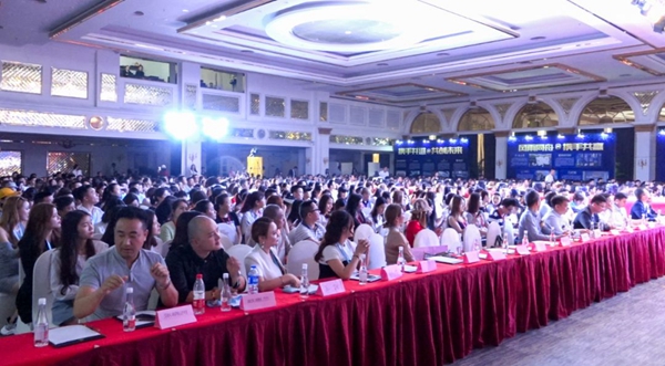 未來醫(yī)美行業(yè)將呈現(xiàn)集中化、生態(tài)化、透明化、標(biāo)準(zhǔn)化