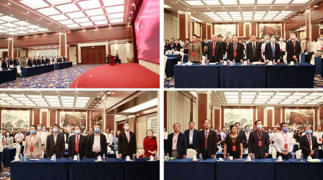 全體起立奏唱國(guó)歌.jpeg 全體起立奏唱國(guó)歌.jpeg